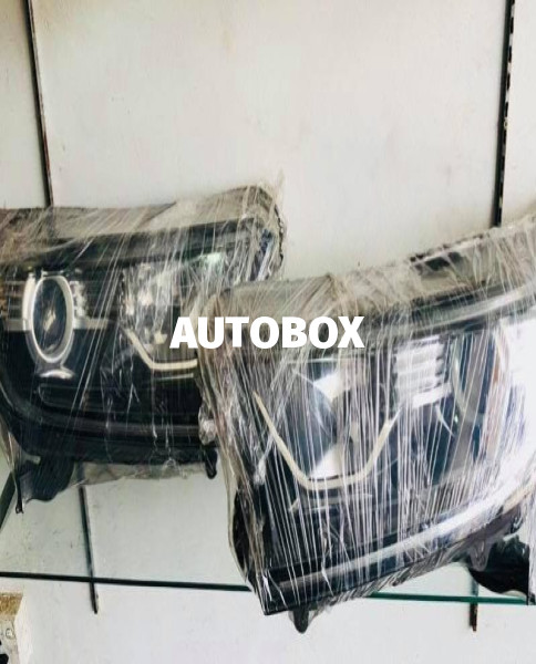 HONDA CRV HEADLIGHTS FOR SALE.