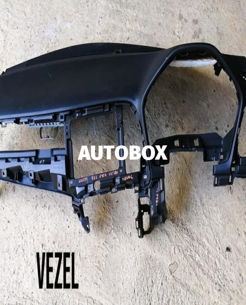 Honda Vezel Dashboards for sale