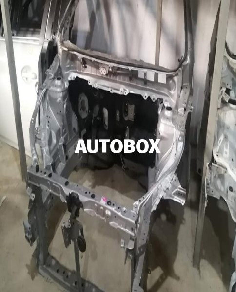 Toyota Aqua Front Cut for sale
