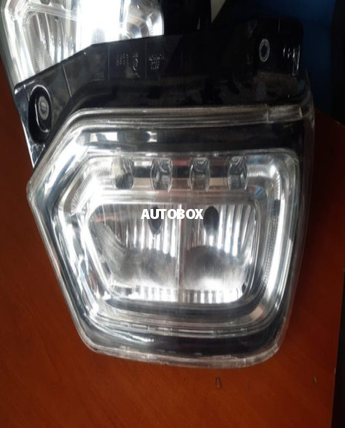 Toyota Prius 30 Head Light L-R for sale