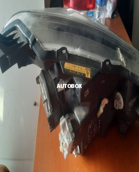 Toyota Vitz KSP130 Head Light L for sale