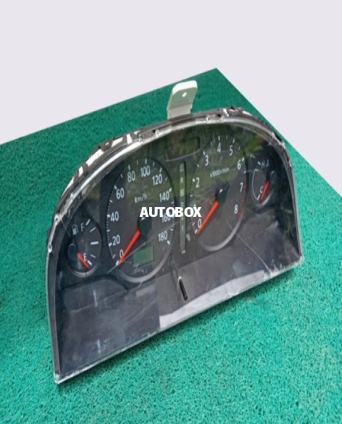 Nissan Cefiro A33 Meter Cluster
