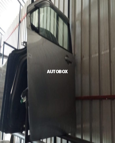 Suzuki Wagon R Stingray 44LH Complete Door for sale