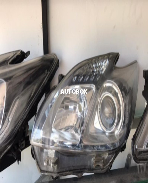 Toyota Prius 30 Head  Light for sale