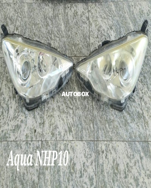 Toyota Aqua NHP10 Head Light For Sale
