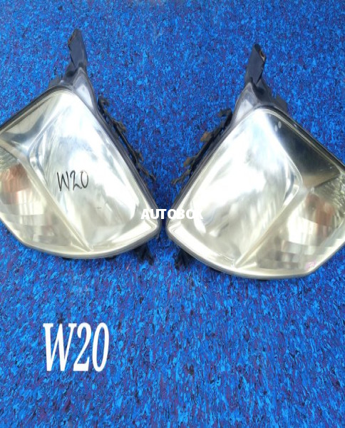 Toyota Prius W20 head Light For Sale