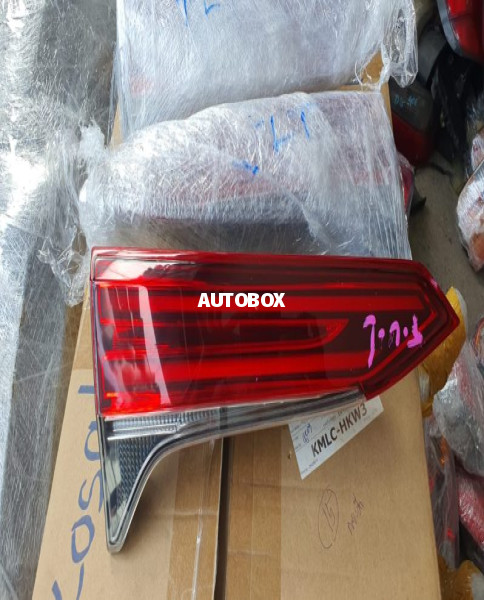 Toyota Fortuner 2018 Dickey Light