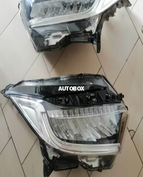 Honda Vezel RS Head Lights LH-RH – Recondition