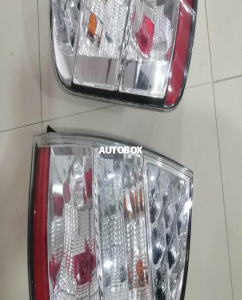 Toyota Prius Hybrid NHW20 Tail Lights (LH-RH) – Recondition