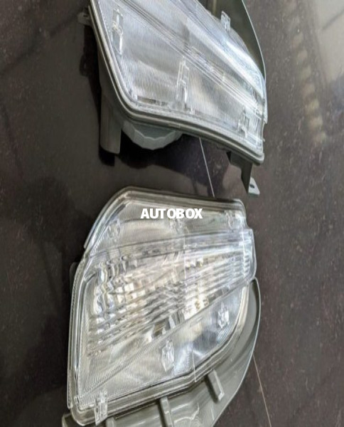 Toyota Prius 40 buffer signal Light For Sale