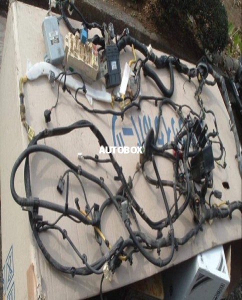 Mitsubishi Minicab U61 Wire Harness and Engine Hanas