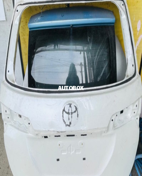 Toyota Fortuner 2018 Dicky Door Panel