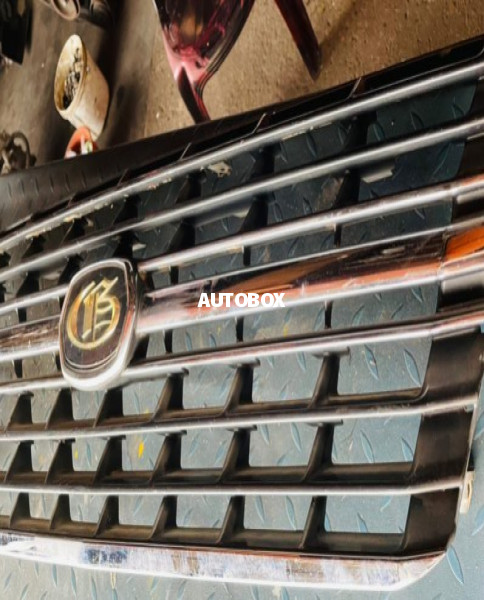 Toyota Hiace Front Shell