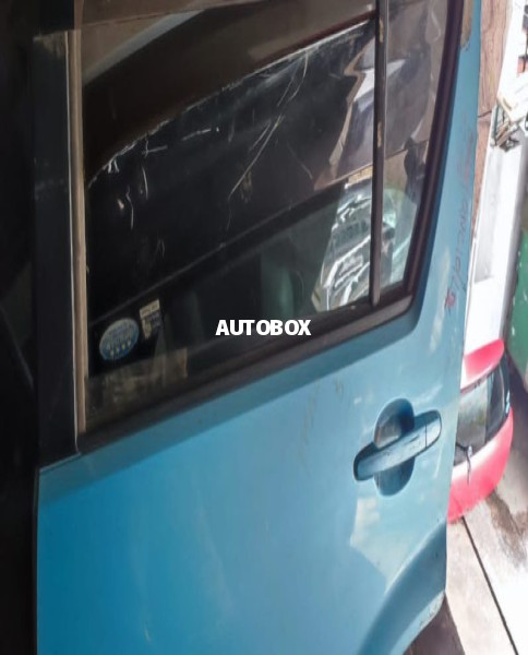 Toyota QNC 10 Passo Door