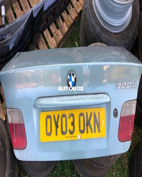 BMW E46 320d Trunk Door