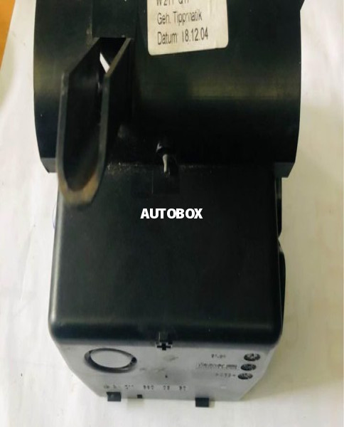 Mercedes Benz W211 Ashtray Panel Console Insert Lighter Fischer