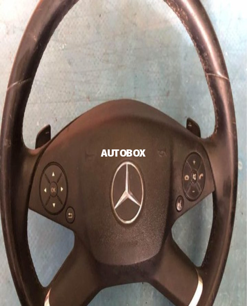 MERCEDES-BENZ E-CLASS Steering wheel