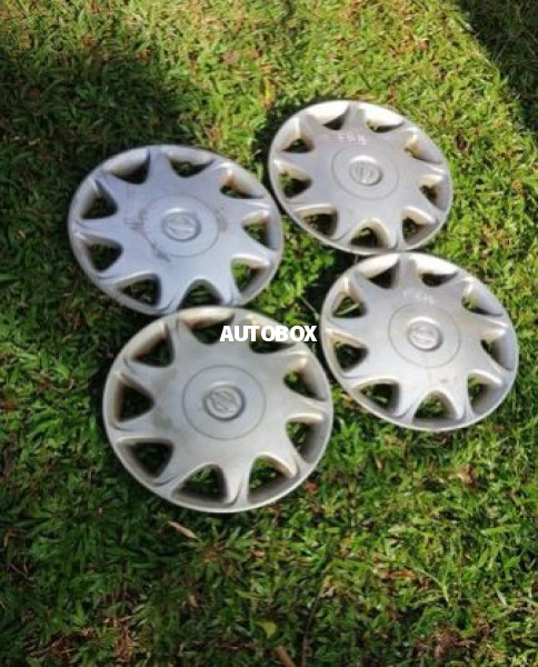 Nissan Sunny FB14 13″ Rim Cup set