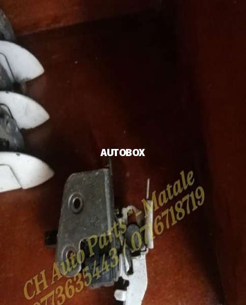 Nissan Sunny FB15 ,N16 Dicky Lock