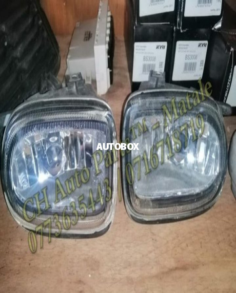 Nissan Sunny FB15 ,N16 Fog lights