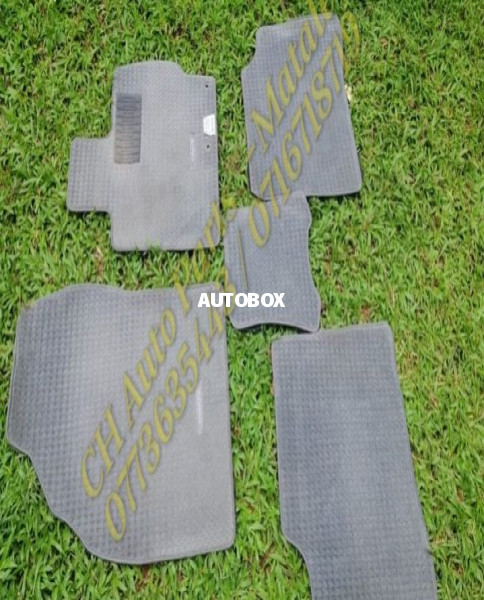 Toyota Prius Carpet Set