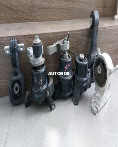 Honda Vezel RU3 Engine and Gearbox mounts available