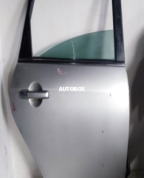 Nissan Bluebird Sylphy G11 Rear Door for sale